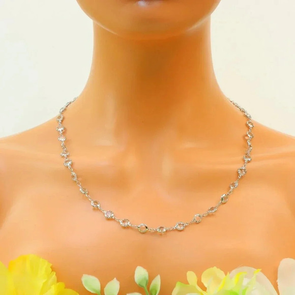 Minimalist Necklace, Sleek & Modern Design, Women’s Fashion, YC110465-N - Picture 2 of 10